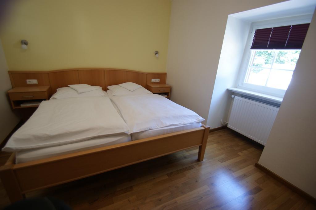 Bertricher Hof Hotel Garni 바트베르트리흐 외부 사진