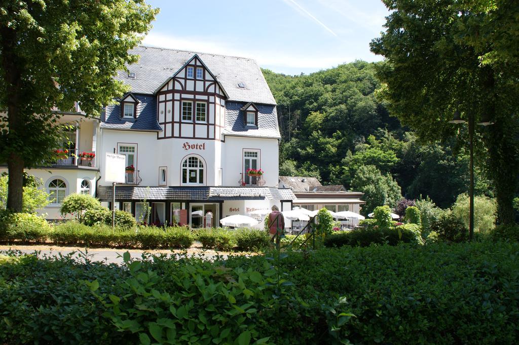 Bertricher Hof Hotel Garni 바트베르트리흐 외부 사진